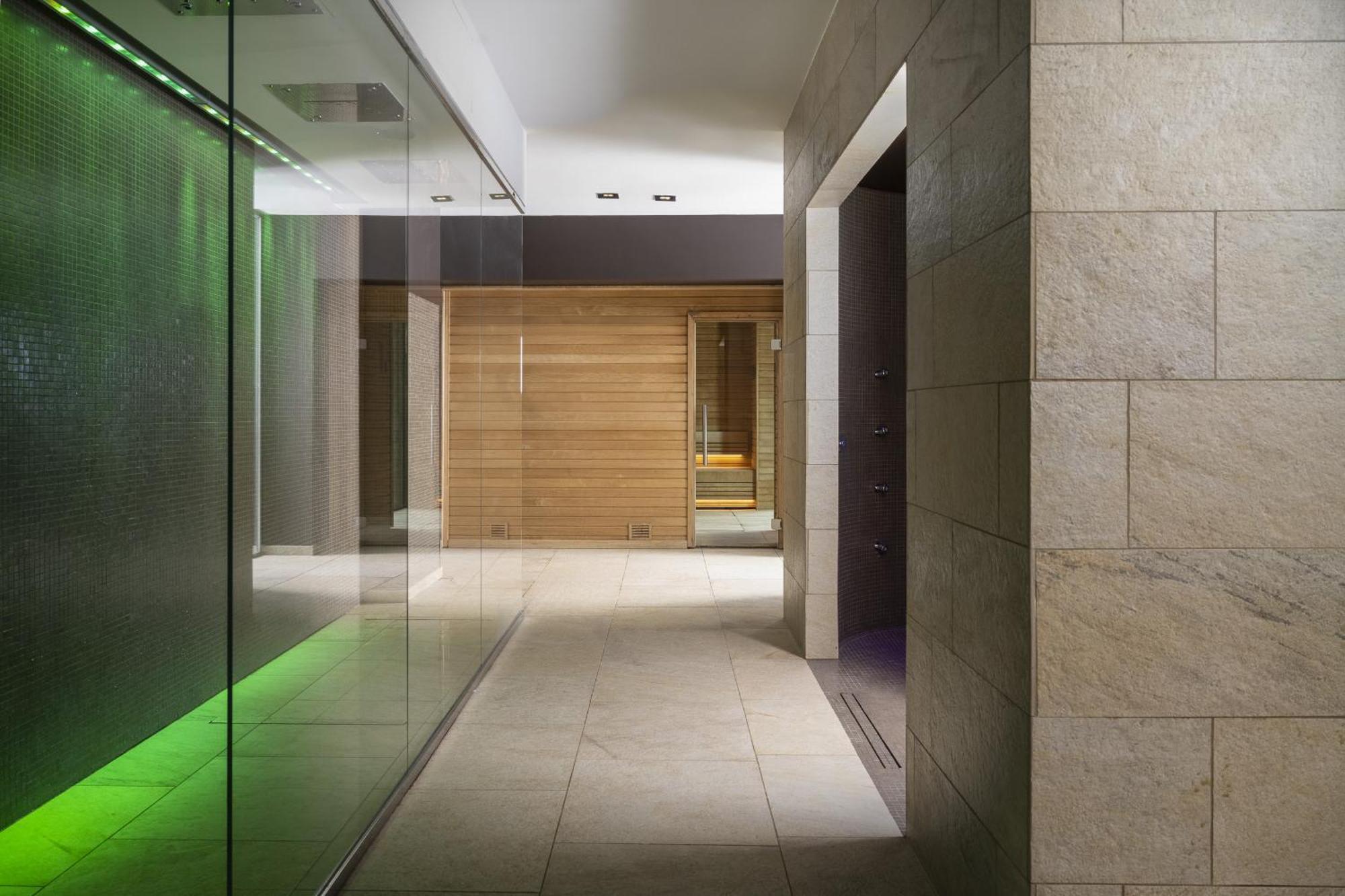 Grand Hotel Courmayeur Mont Blanc, By R Collection Hotels Εξωτερικό φωτογραφία
