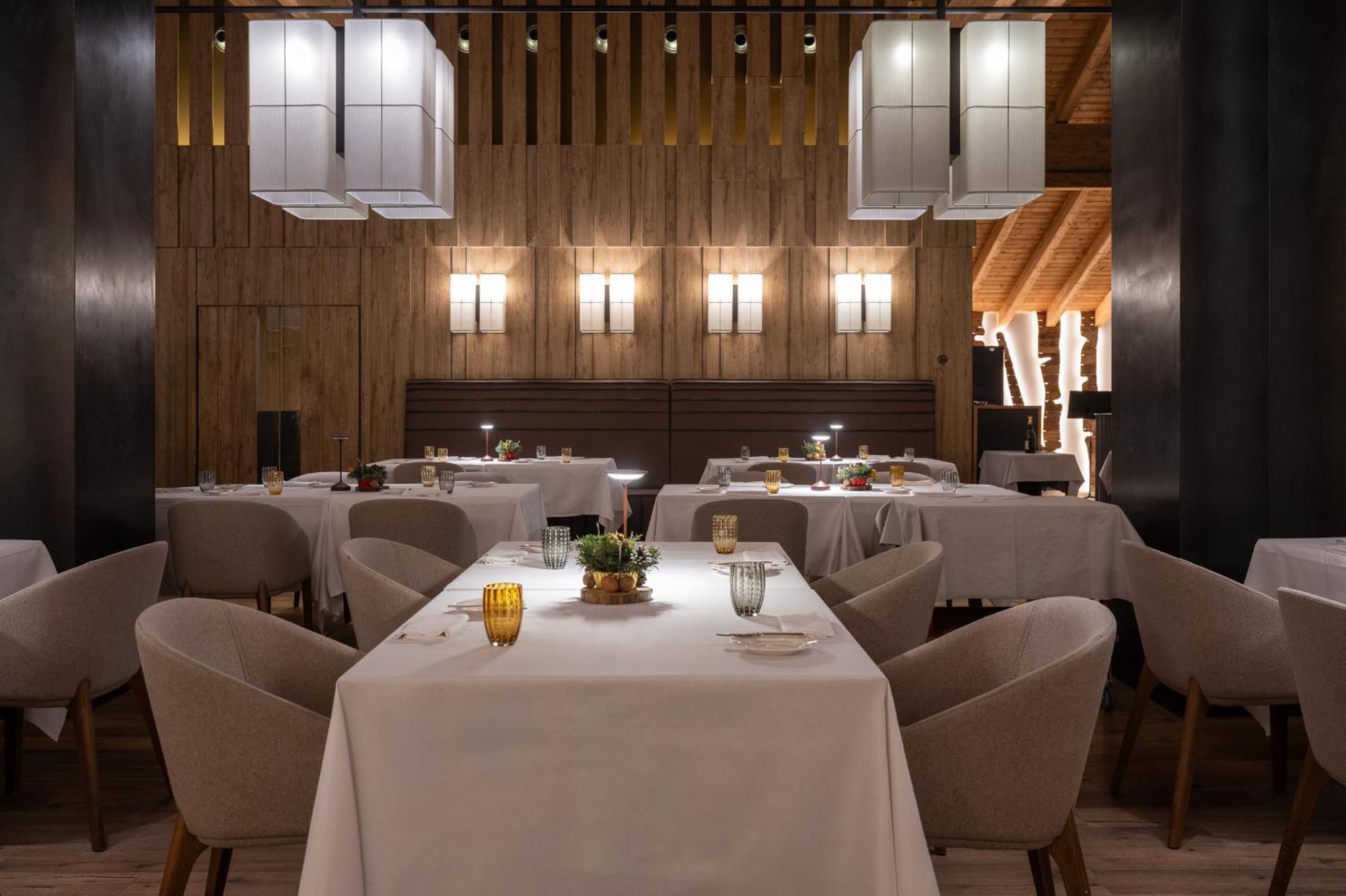 Grand Hotel Courmayeur Mont Blanc, By R Collection Hotels Εξωτερικό φωτογραφία