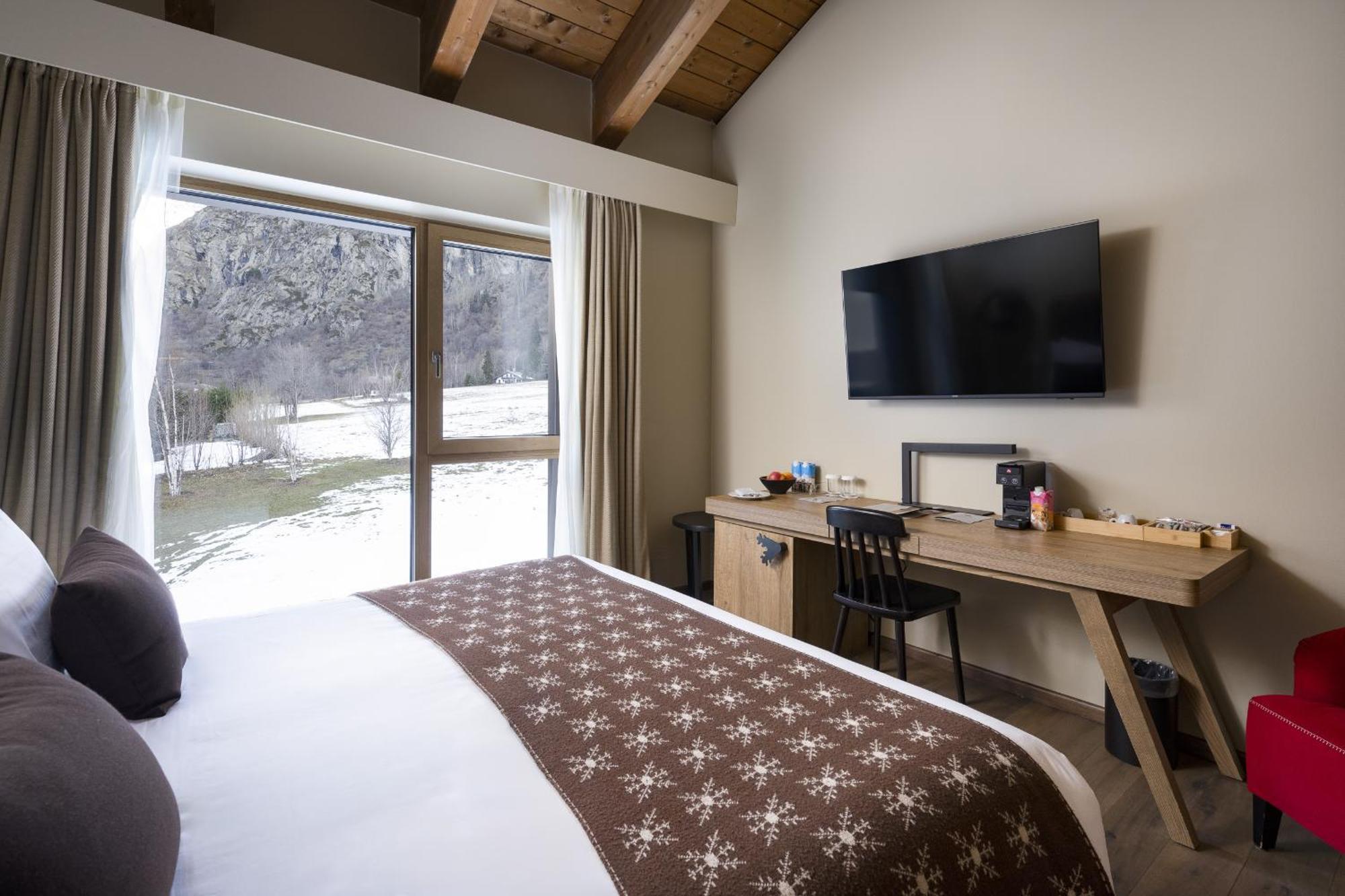 Grand Hotel Courmayeur Mont Blanc, By R Collection Hotels Δωμάτιο φωτογραφία