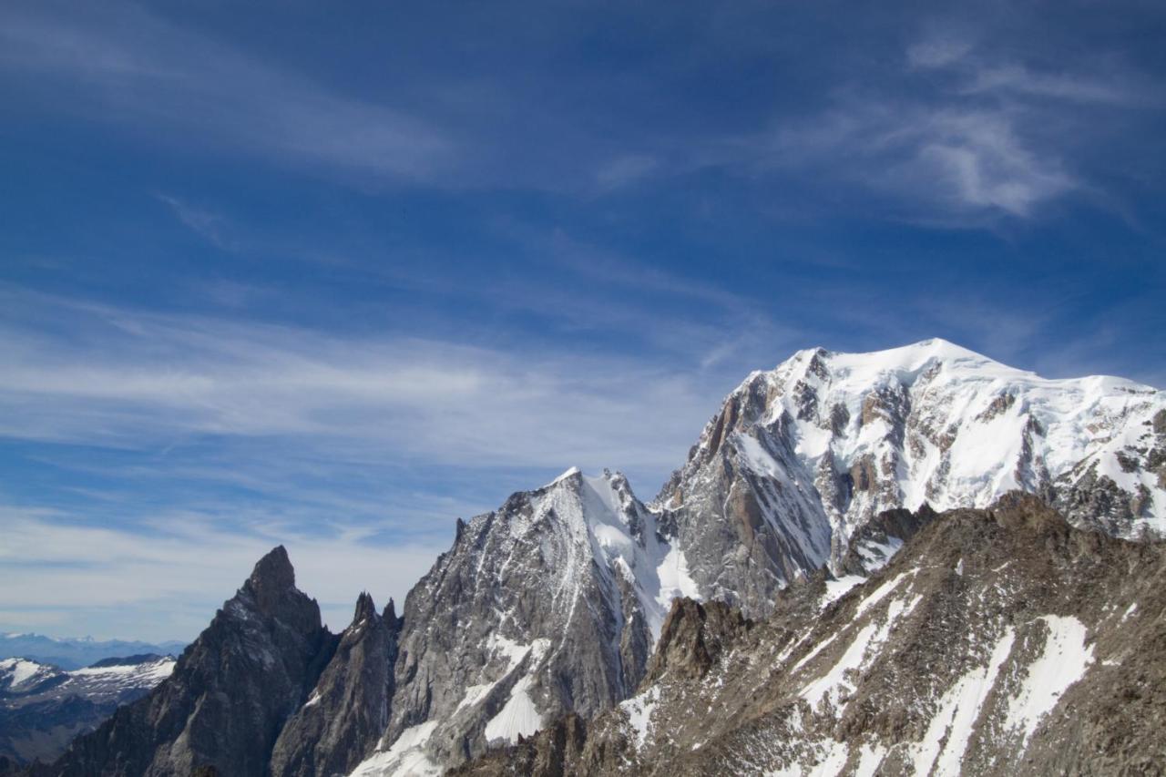 Grand Hotel Courmayeur Mont Blanc, By R Collection Hotels Εξωτερικό φωτογραφία